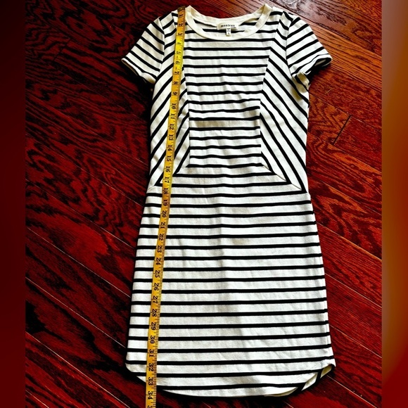 Monteau navy and cream striped dress in Large. - Picture 1 of 5